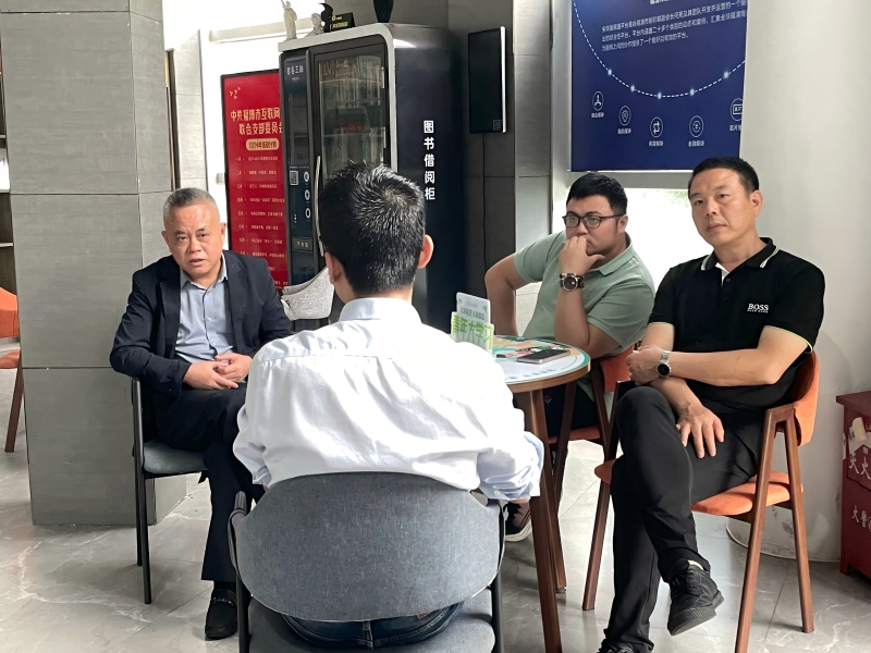 20250448福清市总工会党组成员、副主席汪志刚职工之家调研(1).jpg